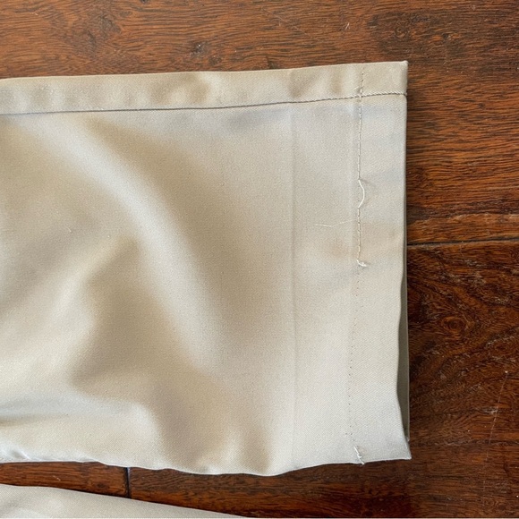 LANDS' END BOY'S IRON KNEE WRINKLE RESISTANT CHINO PANTS CLASSIC khaki - Picture 4 of 10